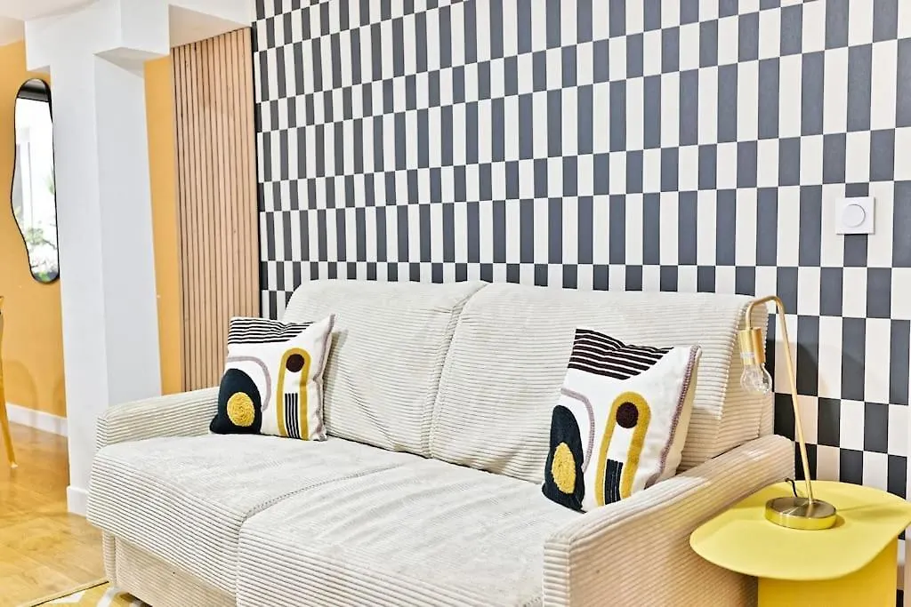 Appartement 3 2eme - Iii
