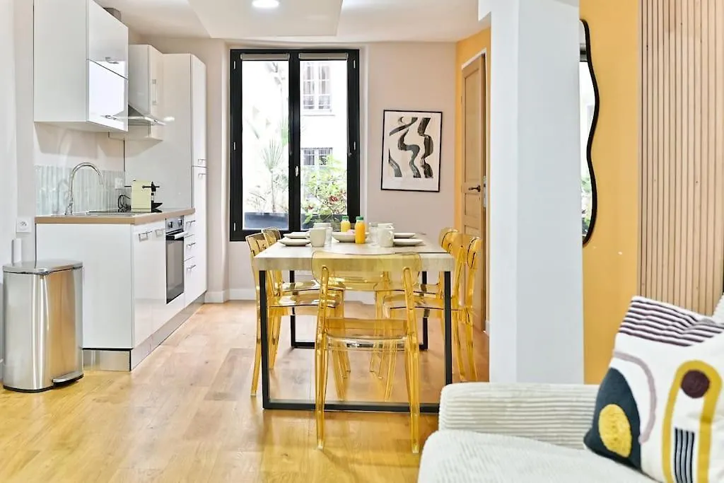 3 2eme - Iii Appartement Paris