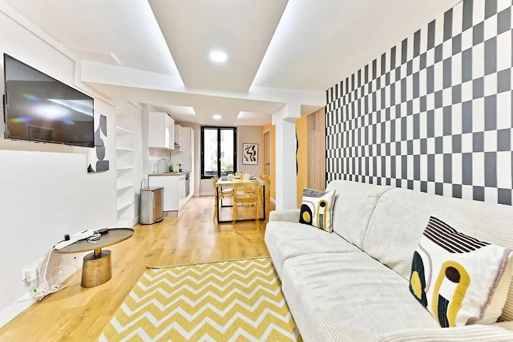 3 2eme - Iii Appartement Paris