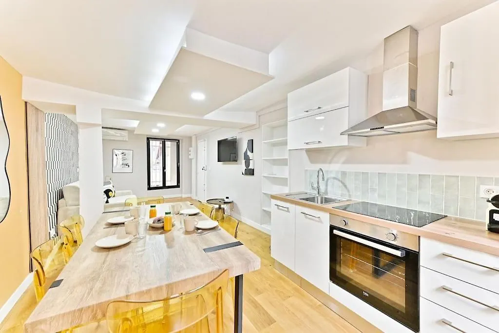 3 2eme - Iii Appartement