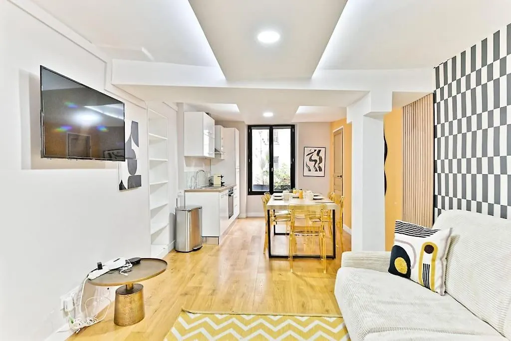 3 2eme - Iii Appartement